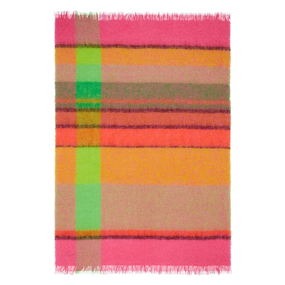 Mikome Fuchsia Mohair Throw