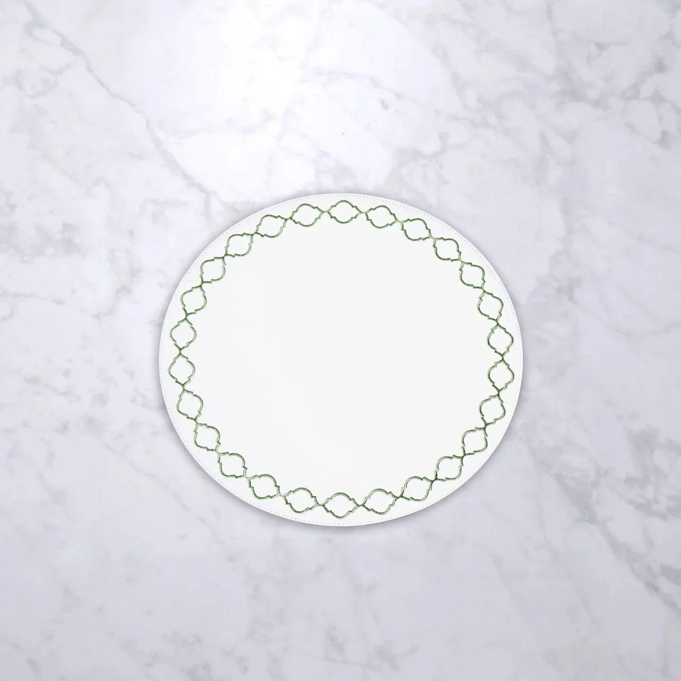 Beatriz Ball VIDA Round Embroidered Quatrefoil 15.5" Round Placemats Set of 4 Green