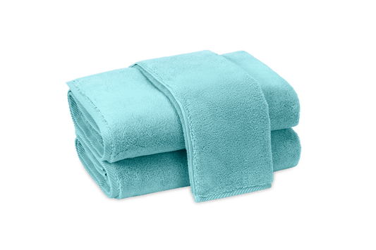 Milagro Bahama Blue Fingertip Towel