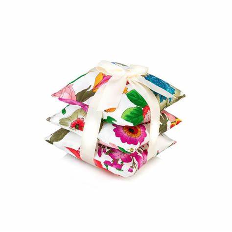 Vetiver Silk Sachet (Set of 3) - Floral Blush